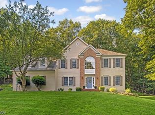 18 William Way, Long Valley, NJ 07853
