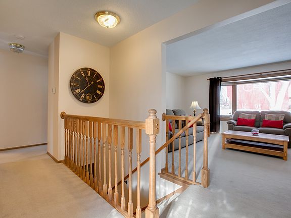 4th image of 13617 E Wellington Cres