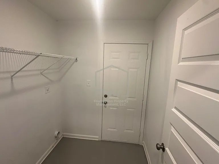 307 Harrell St — Photo 18