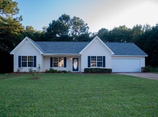 141 Carriage Trce, Barnesville, GA 30204