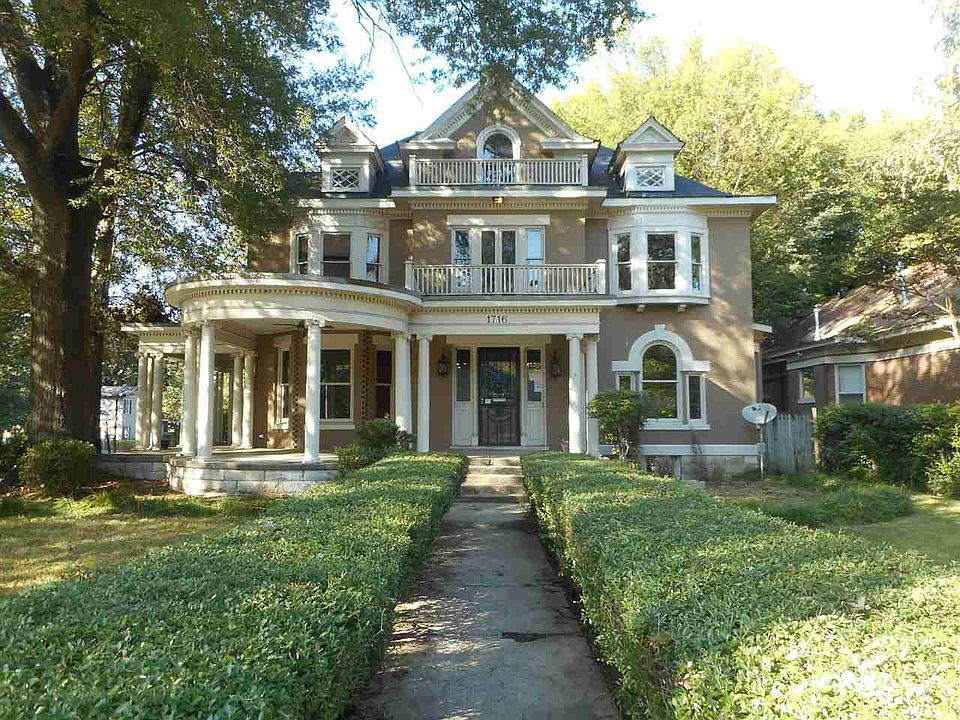 1st image of 1716 N Parkway Ave