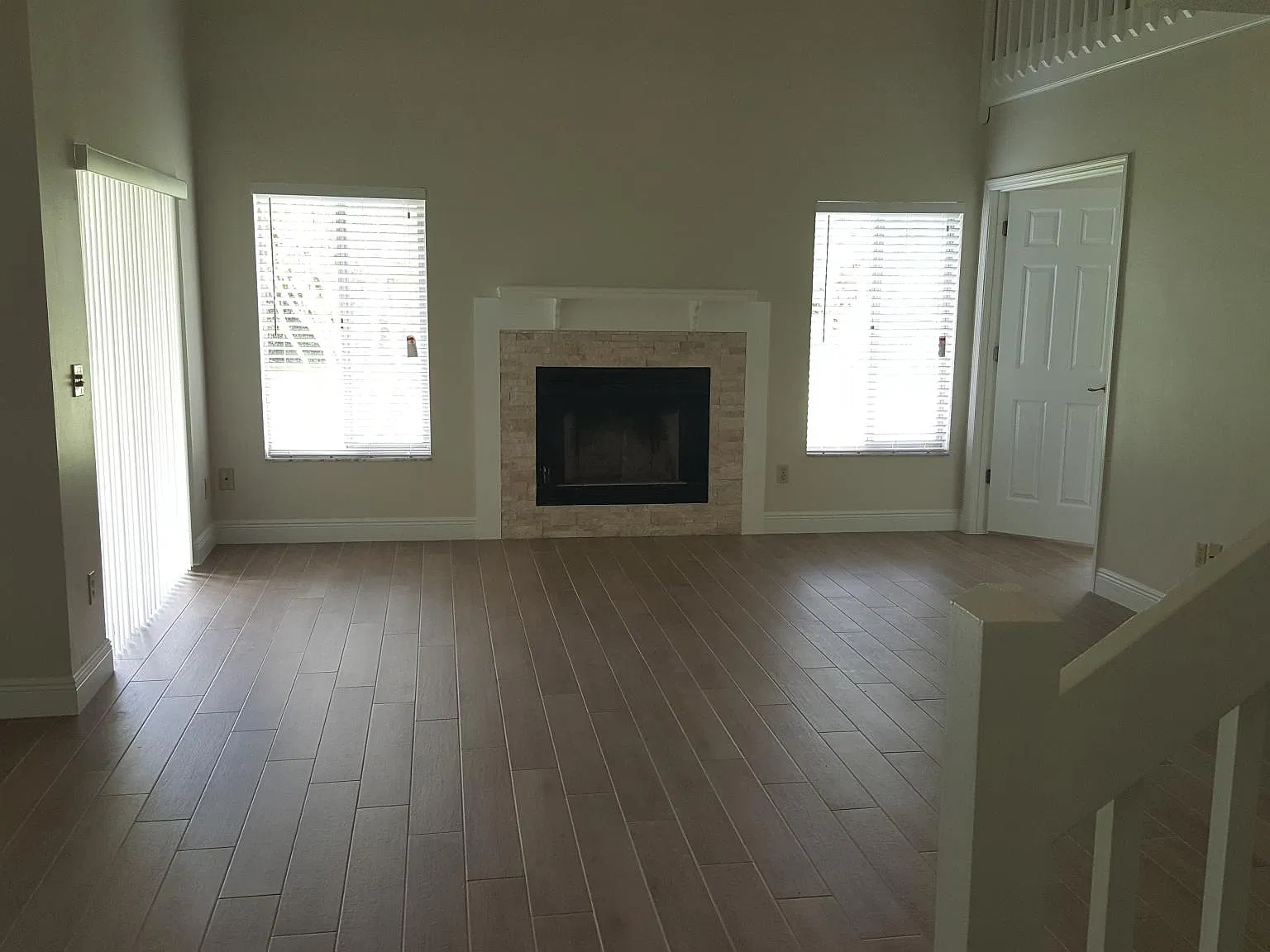 4 bed, 2.5 bath, 1691 sqft, $2,495 — Photo 3