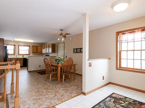 4th image of 8430 Elderberry Rd
