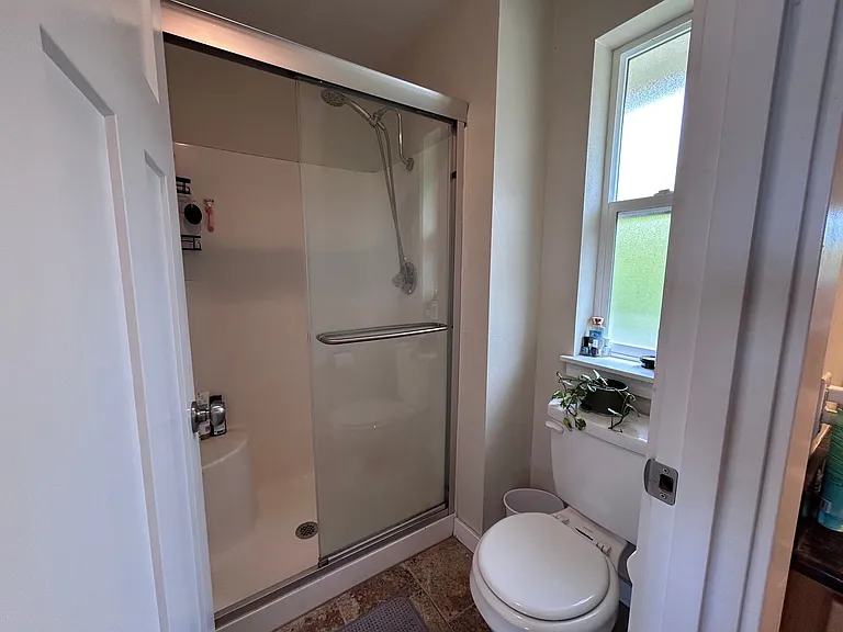 213 Bayside Rd — Photo 57