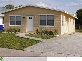 276 SW 2nd Ct, Deerfield Beach, FL 33441