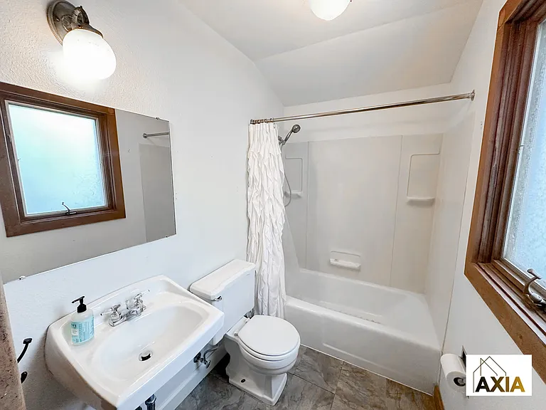 403 Maxwell Ave #1 — Photo 9