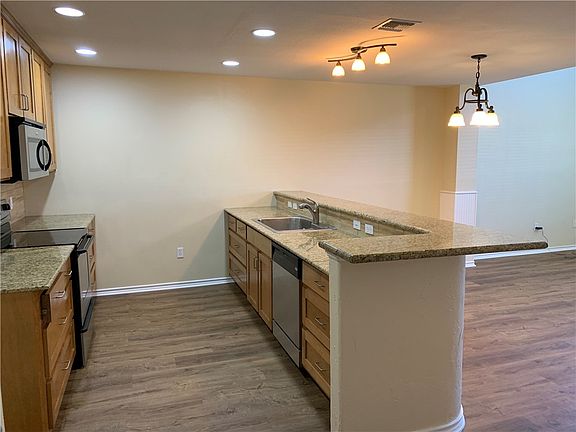 4th image of 4017 Acushnet Dr APT C