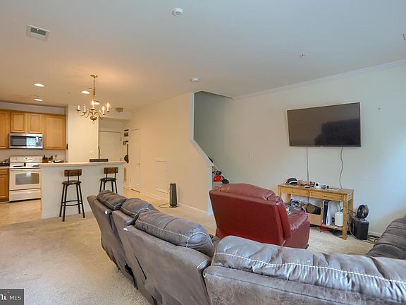 2nd image of 1670 Mohegan Dr Unit E