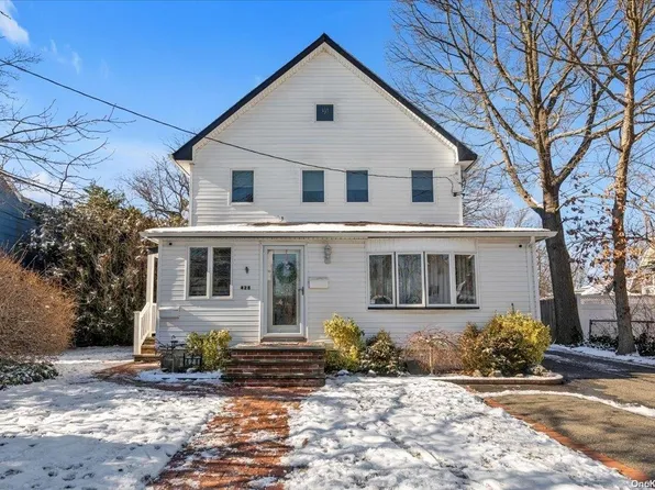 428 Ocean Avenue, East Rockaway, NY 11518