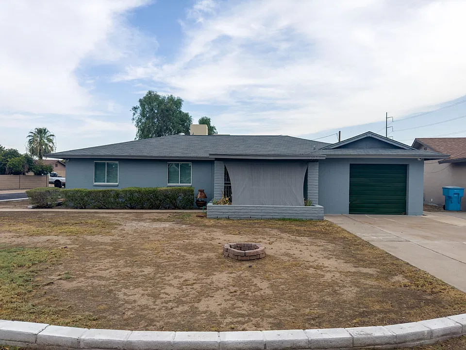 2629 W Larkspur Dr