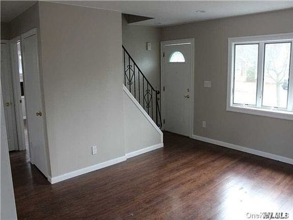 2nd image of 63 Cliff Dr