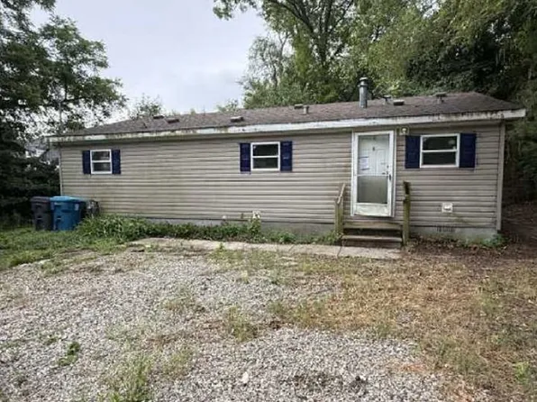 813 McCourtie St, Kalamazoo, MI 49008