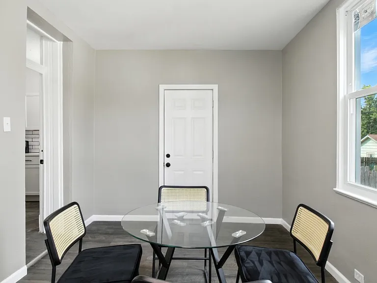 6451 S Kingshighway Blvd — Photo 14