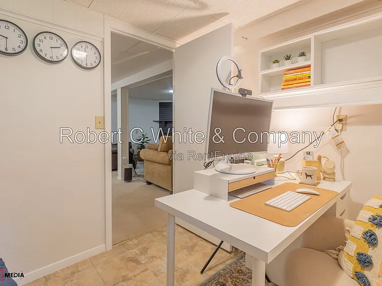 73 Montclair Dr — Photo 32