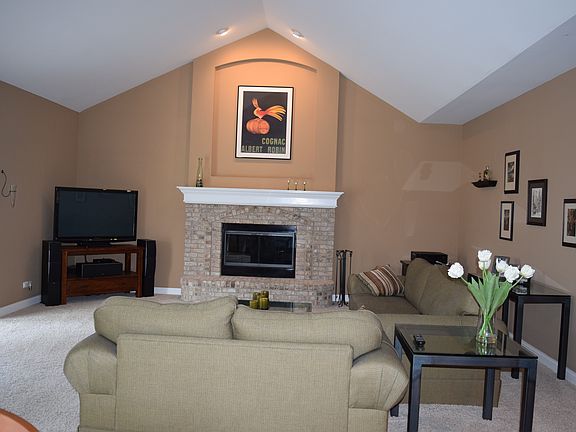3rd image of 873 Academy Ln