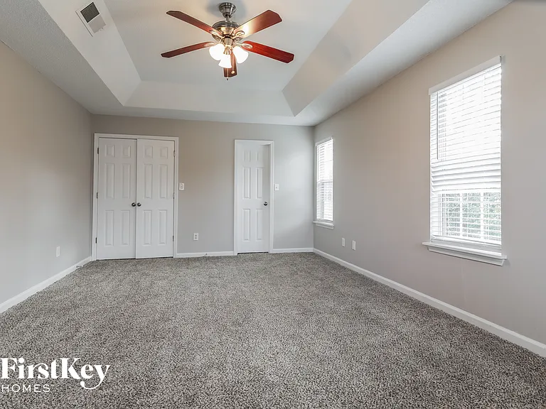 3217 Ivy Lake Ct — Photo 7
