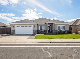 936 Arrowhead Trl, Eagle Pt, OR 97524