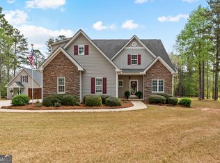 526 Kaitlin Cir, Griffin, GA