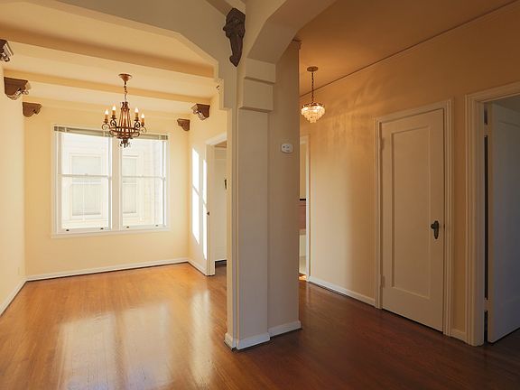 4th image of 330 W Portal Ave #103