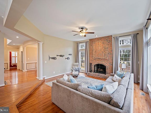 4th image of 16916 Old Sawmill Rd