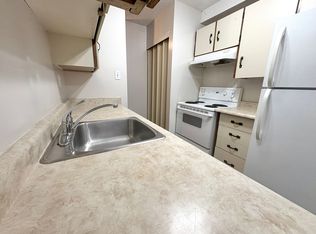 10422 78th Ave NW #BACHELOR, Edmonton, AB