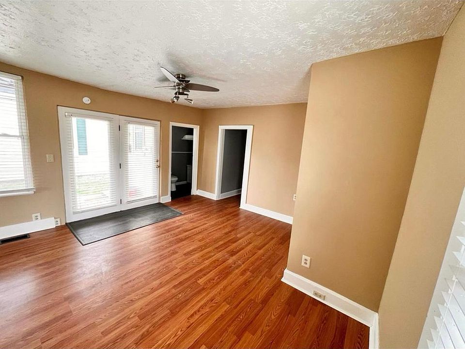 1st image of 206 3rd Ave #1