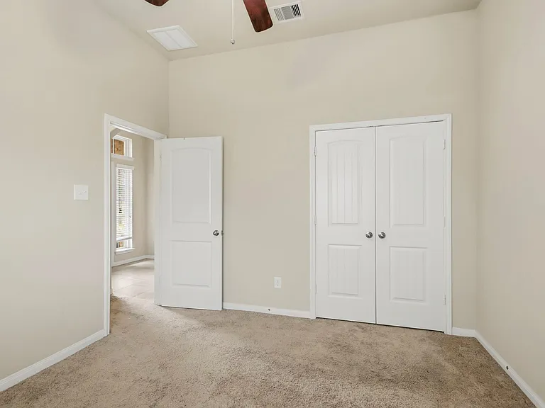 24142 Auburn Woods Ct — Photo 15