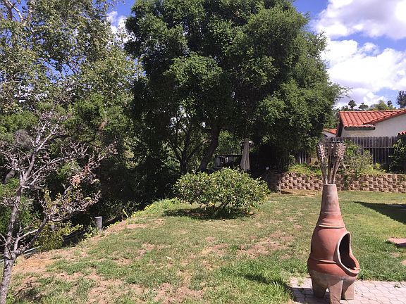 4th image of 1022 Deerhaven Dr
