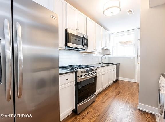 2nd image of 1453 W Warner Ave APT 3