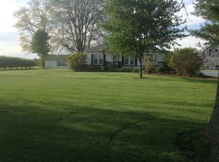 33590 N Apple Trees Rd, Medora, IL 62063