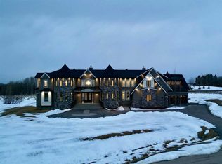 88 E Willow Creek Vw, Rocky View County, AB T3R 0K3