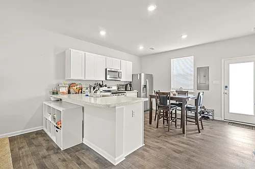 420 Ridgely Blvd Photo 1