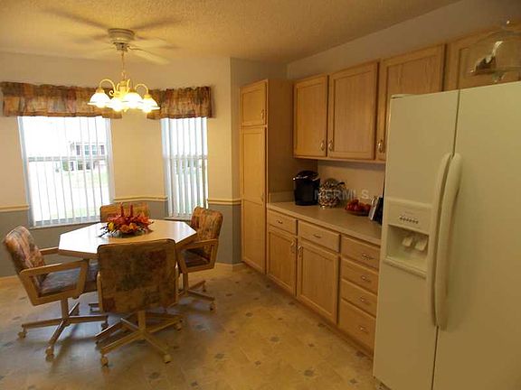 4th image of 17665 SE 81st Wynstone Ave