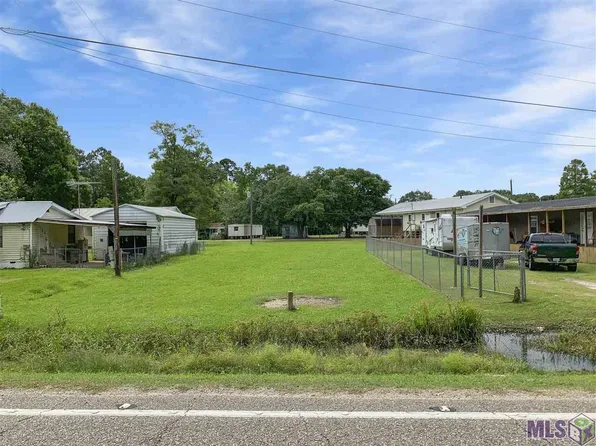 4 State Highway 22, Maurepas, LA 70449