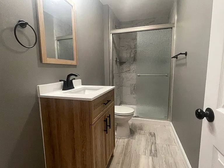 523 Baltimore St #1 — Photo 6