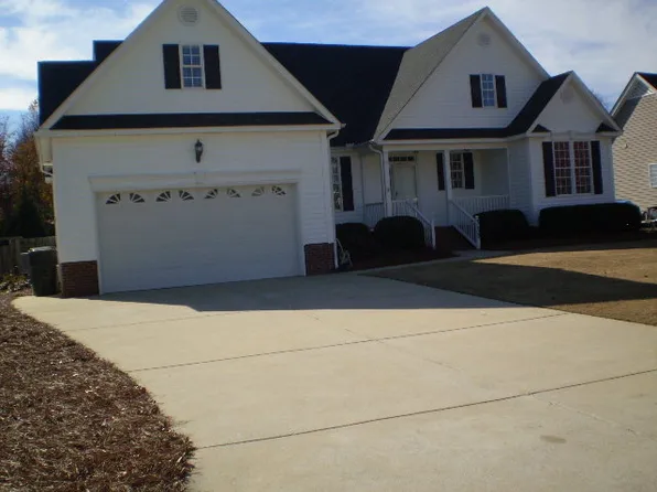 3809 Gloucester Dr W, Wilson, NC 27893