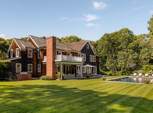 28 Roxbury Ln, Wainscott, NY 11975