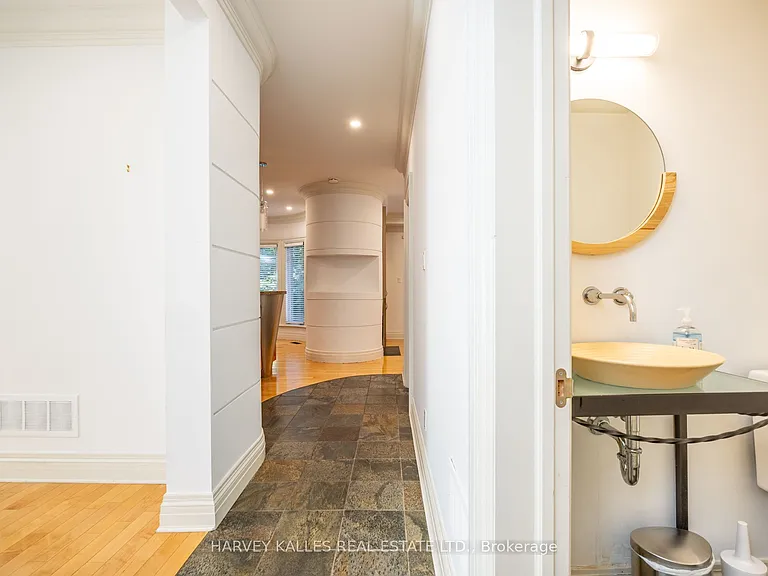 495 Deloraine Ave — Photo 10