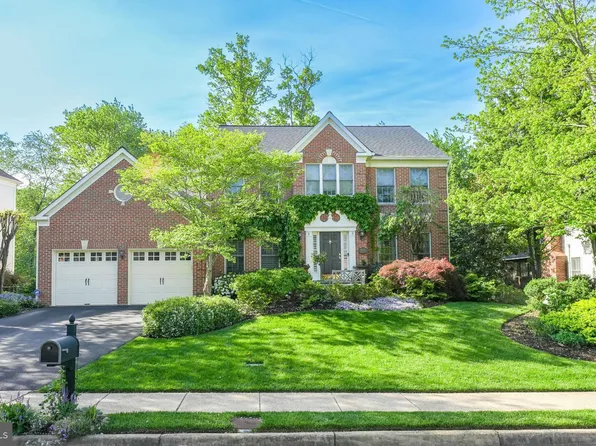 13757 Laurel Rock Dr, Clifton, VA 20124