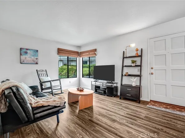 25713 Sycamore Pointe, Lake Forest, CA 92630