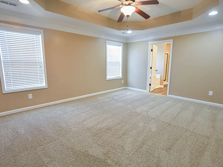 771 Sturdivant Dr — Photo 8