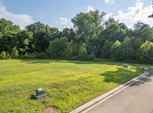 221 Huxley, Starkville, MS 39759
