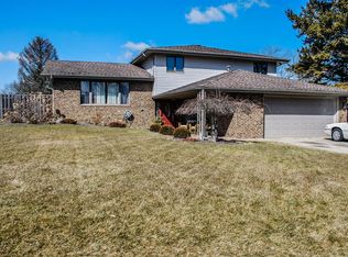 8810 Clark Pl, Crown Point, IN 46307