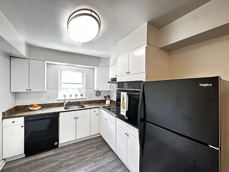 375 Cheswold Rd — Photo 26