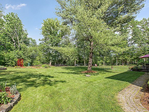 5th image of 13305 W Doede Ln