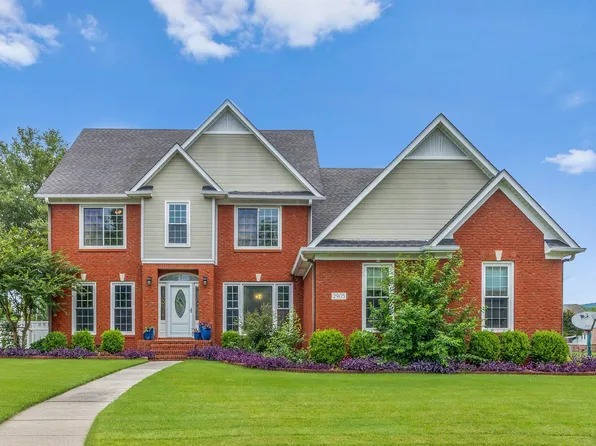 2905 Southhurst Dr SE, Huntsville, AL 35803