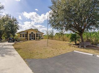 2930 27th Ave NE, Naples, FL 34120