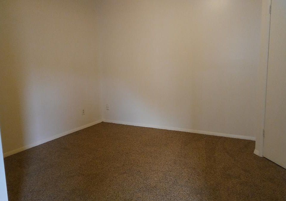 1st image of 3000 Ivy Ave SW APT 52