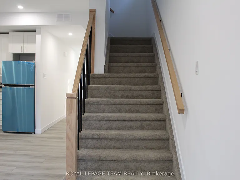 155 Longpre St E #A — Photo 9
