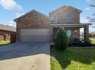 2011 Henly Dr, Forney, TX 75126
